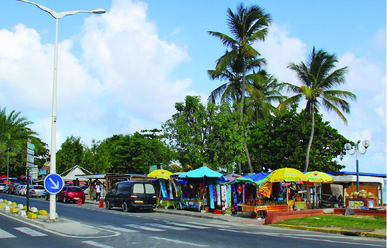 Carambole Sainte-Anne (Grande-Terre) Exterior foto