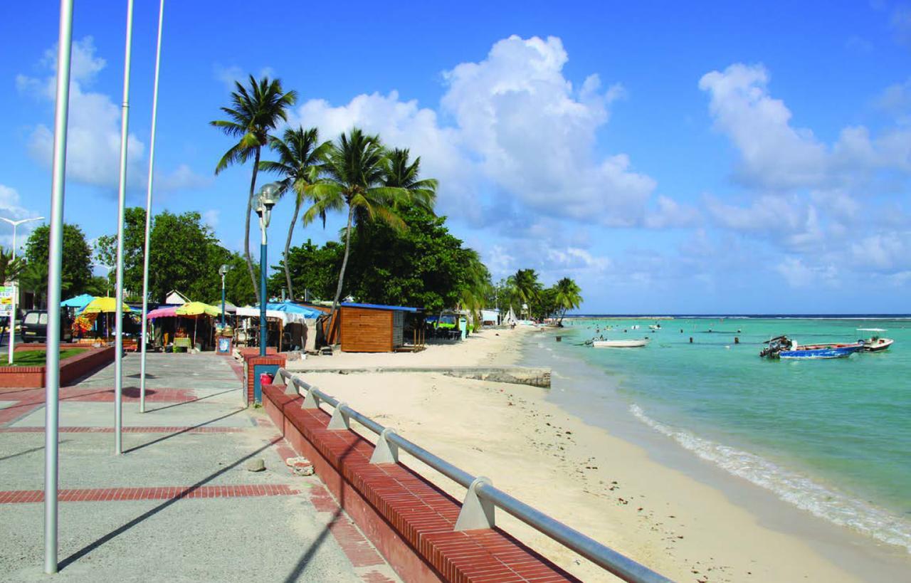 Carambole Sainte-Anne (Grande-Terre) Exterior foto